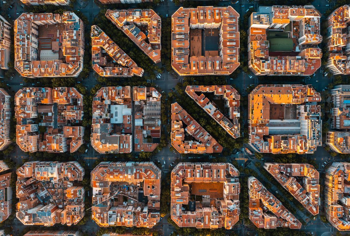 shutterstock_2163690841